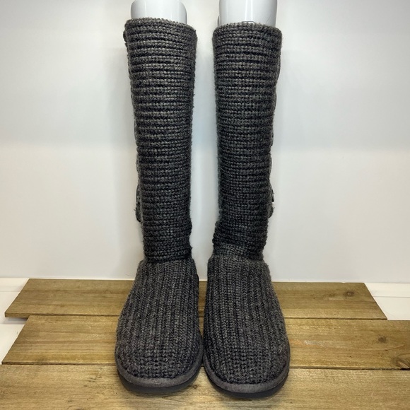 Ugg Classic Cardy tall knit 5-button boots - Picture 4 of 8